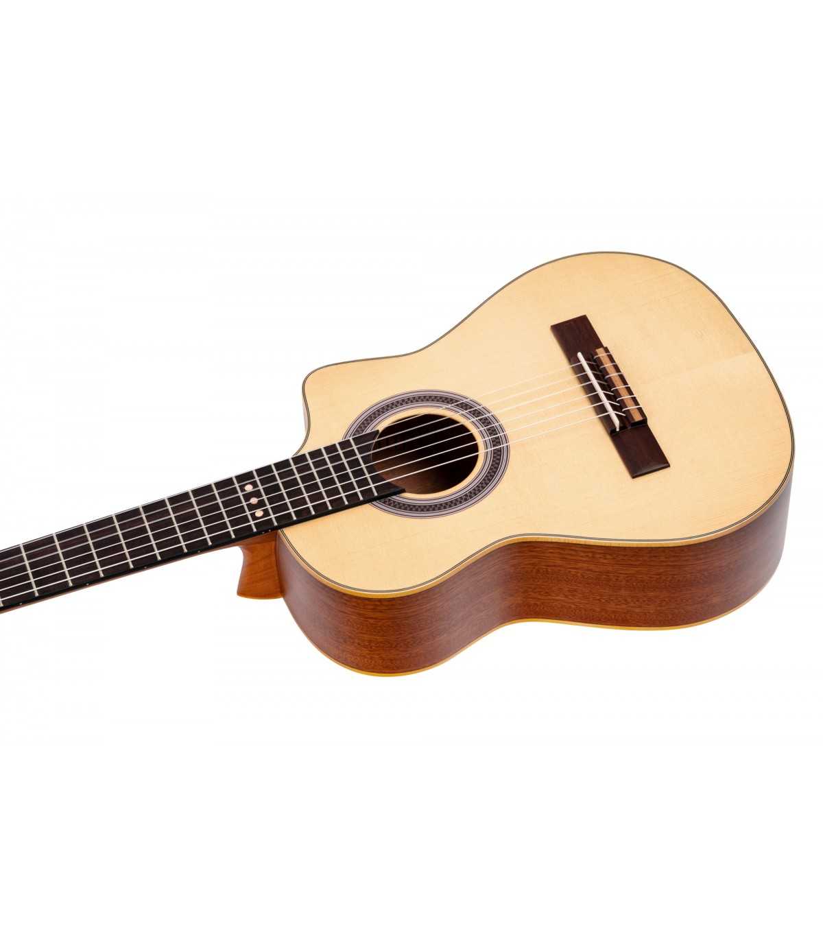 Guitare Classique Requinto Ortega RQC25 - Caisse Profonde, Cèdre/sapele - Accordage Standard - Pour Musique Latine - 10