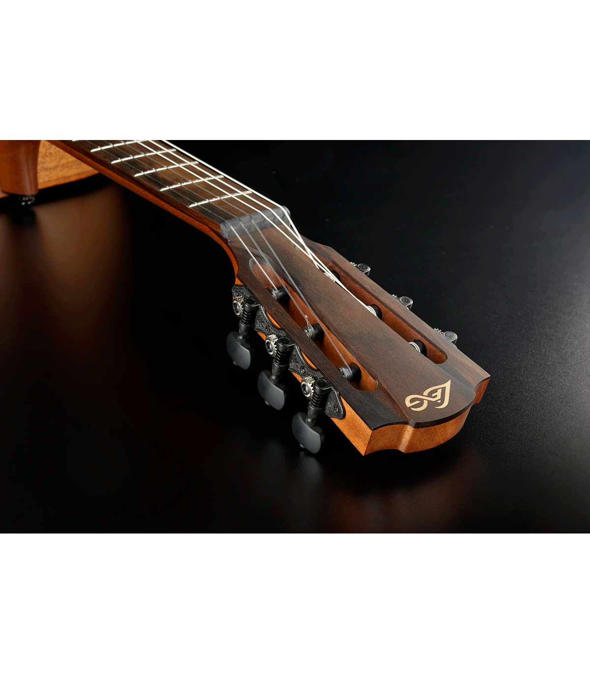 RE 4 Bleu File - corde au détail Cordes guitare classique nylon Augustine
